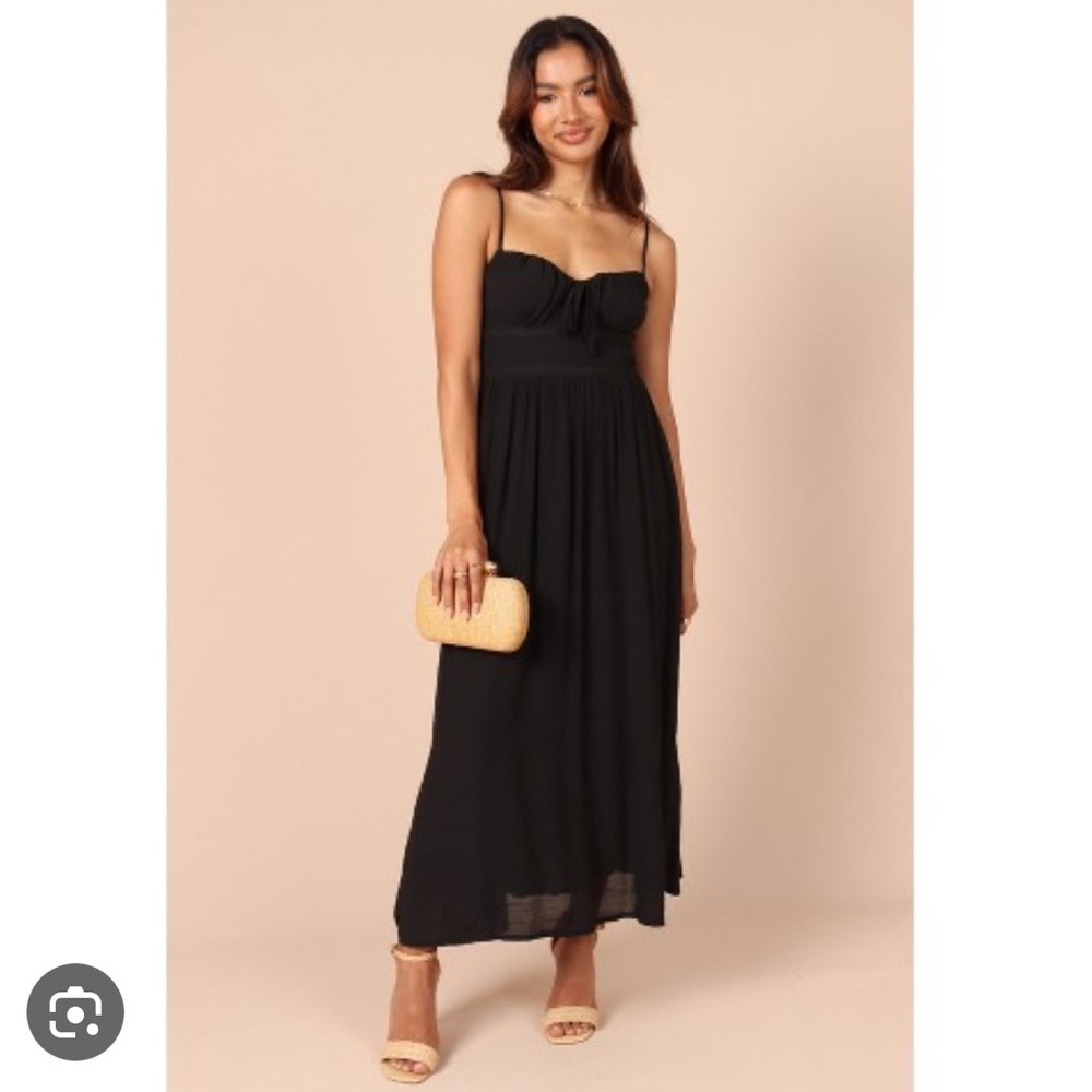 Darcie Sweetheart Neckline Midi Dress - Black